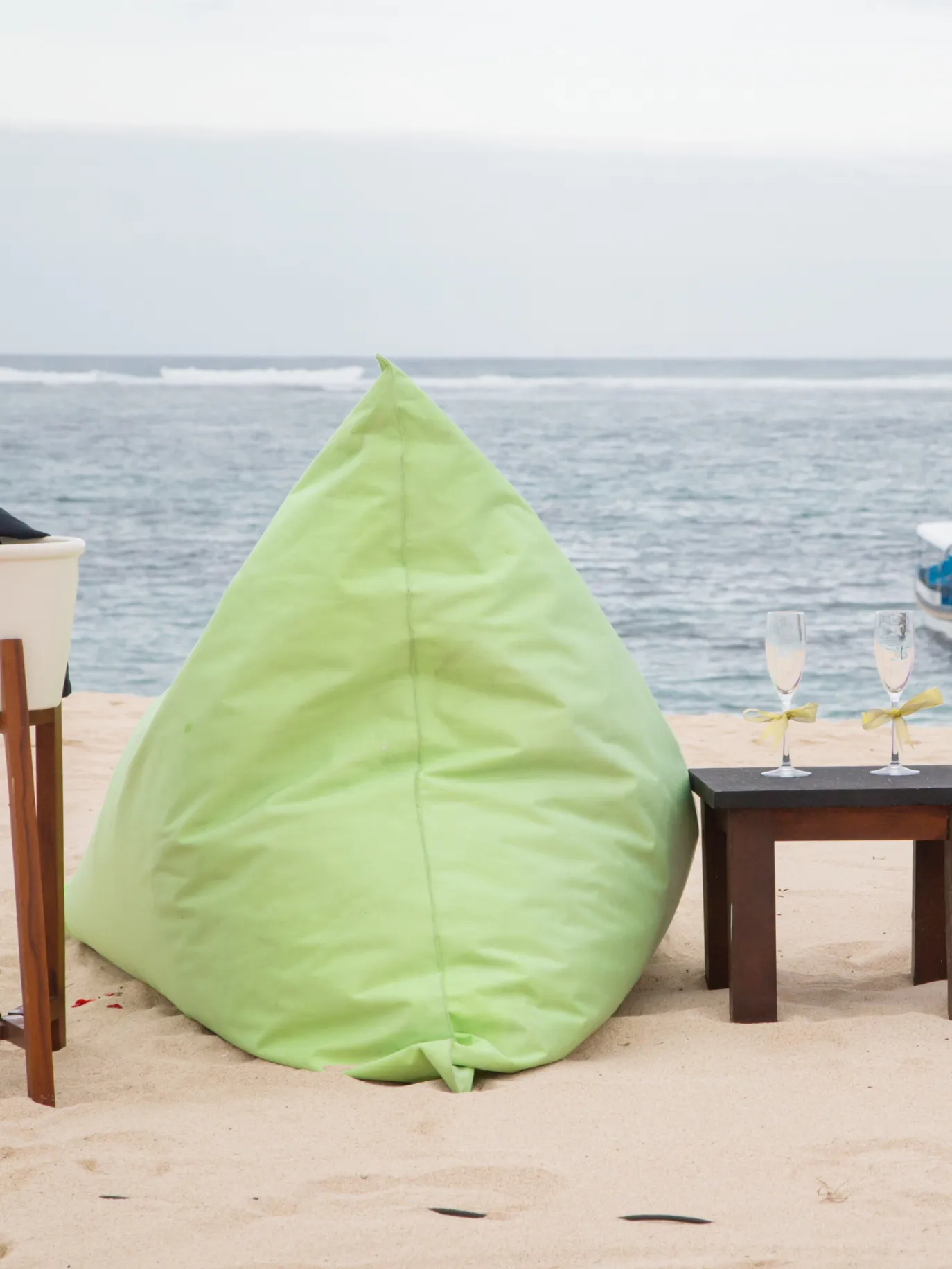 Floating Lounge Bean Bag Chair
