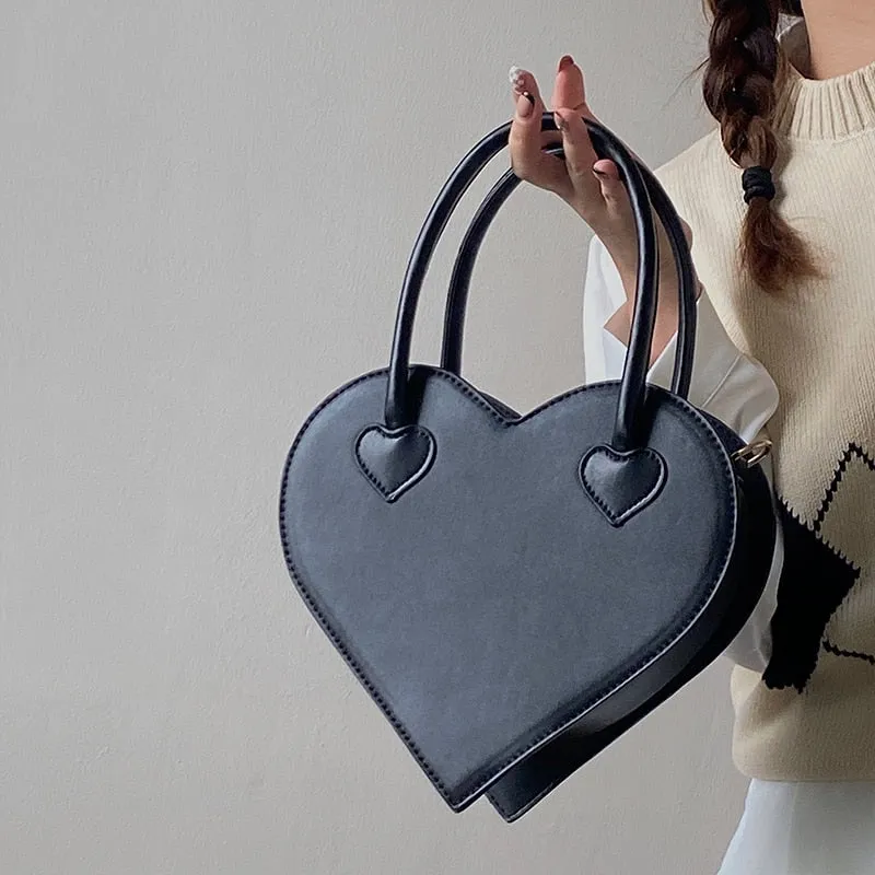 Uniwim Black Heart Vintage Bag
